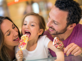 family eating icecream